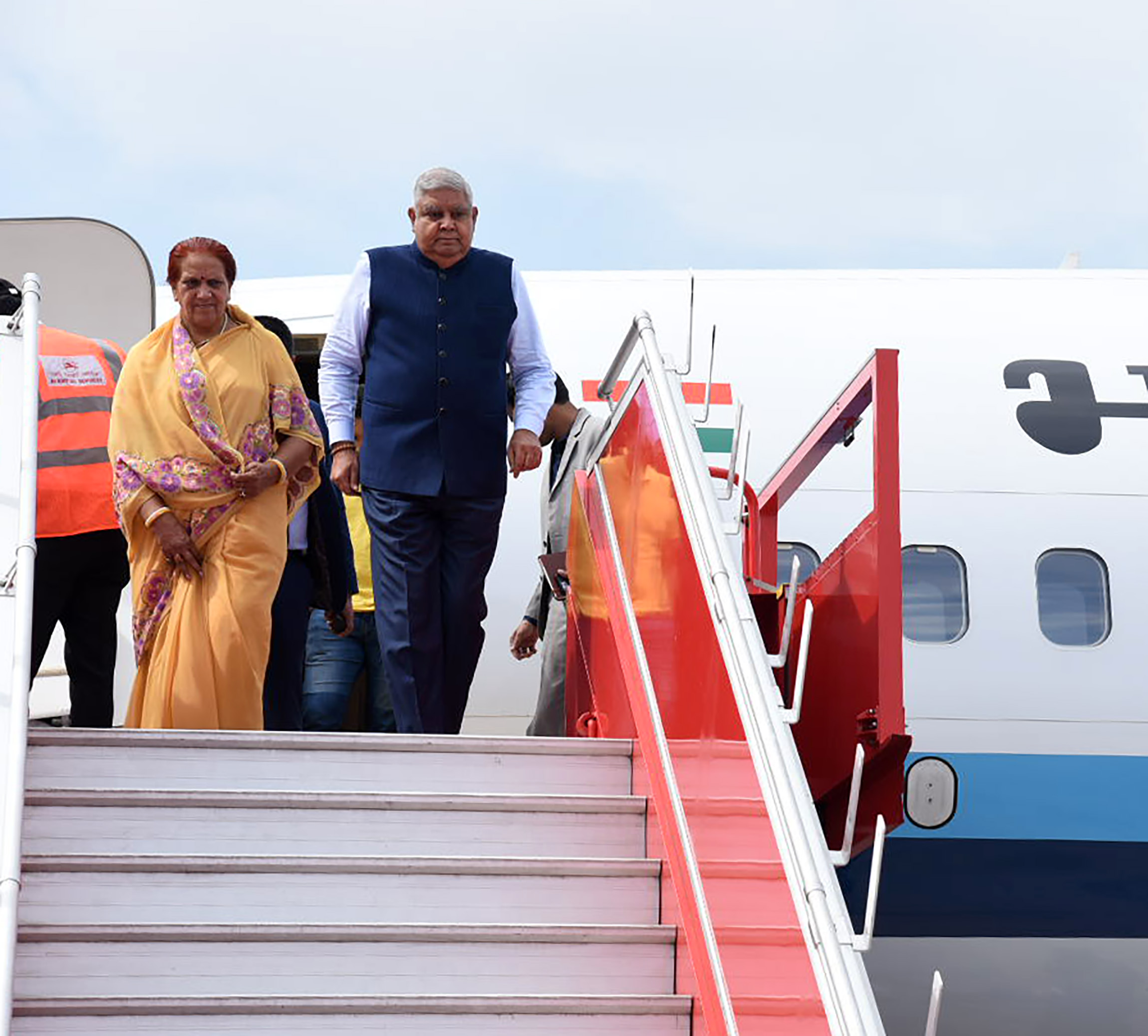 The Vice President, Shri Jagdeep Dhankhar and Dr. Sudesh Dhankhar arriving in Guwahati, Assam on September 22, 2022.