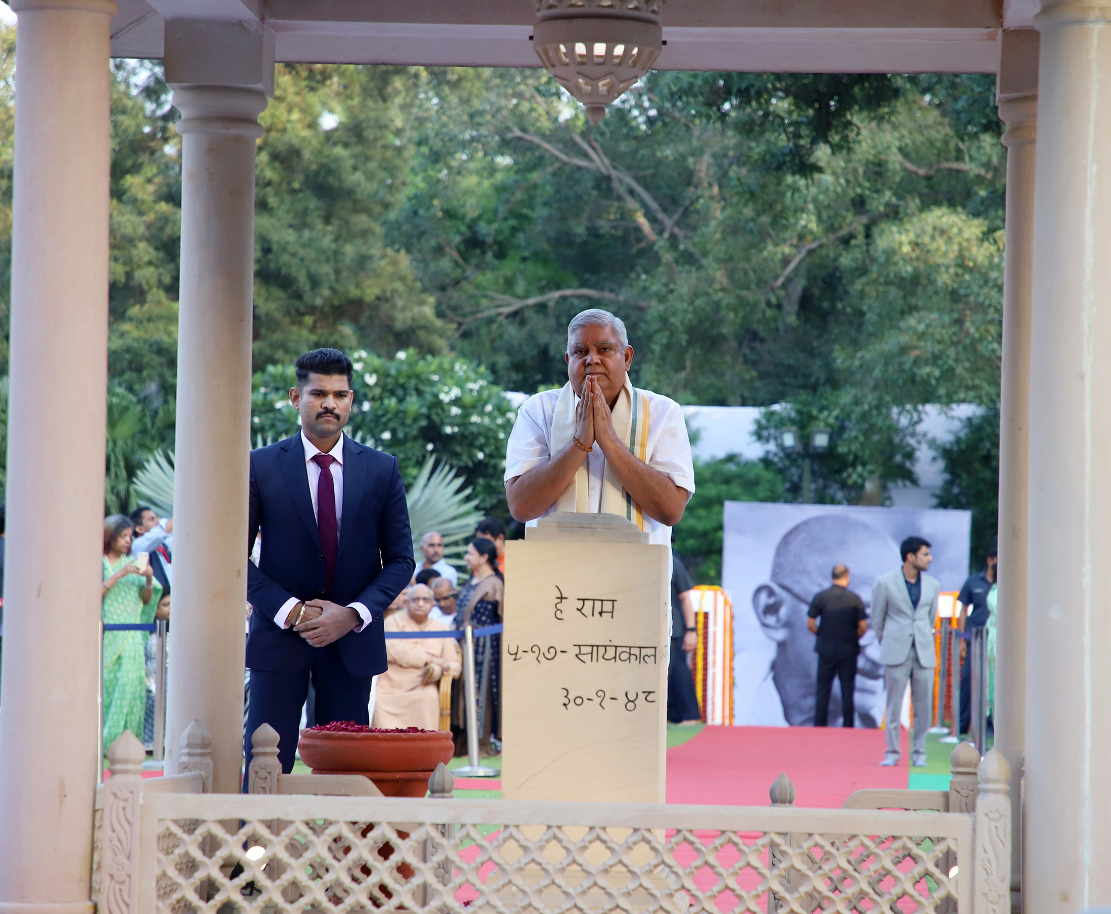 The Vice President, Shri Jagdeep Dhankhar paying tributes to Mahatma Gandhi Ji at Gandhi Samriti in New Delhi on October 02, 2022.