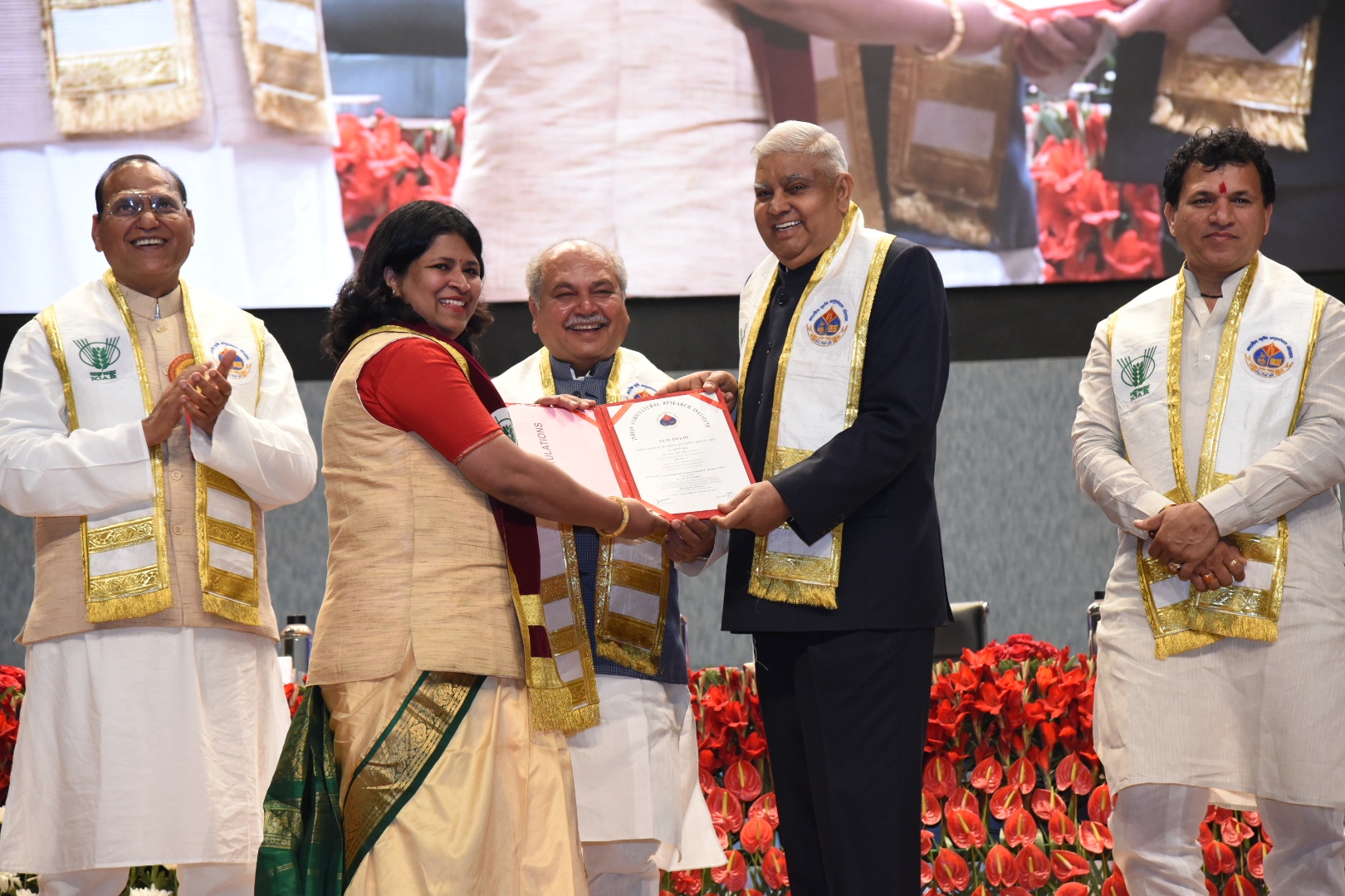 Hon'ble Vice President, Shri Jagdeep Dhankhar presented the medals and awards to the meritorious students of MSc and PhD at the 61st convocation ceremony of ICAR-Indian Agricultural Research Institute on February 24, 2023.