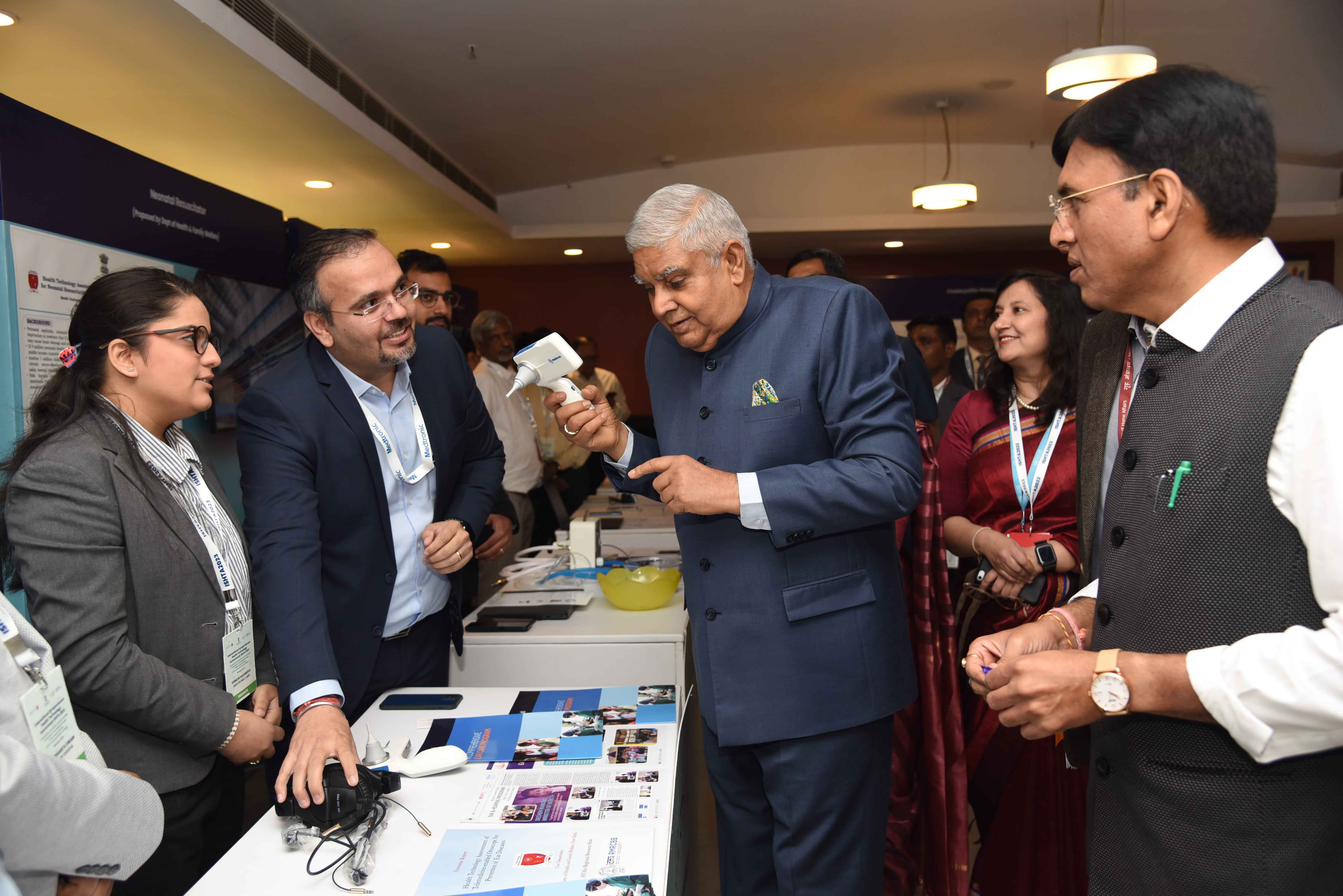 The Vice President, Shri Jagdeep Dhankhar, along with Union Minister  Dr Mansukh Mandaviya visiting 'Market Place' at the International Symposium on Health Technology Assessment - 2023 in New Delhi on March 10, 2023.