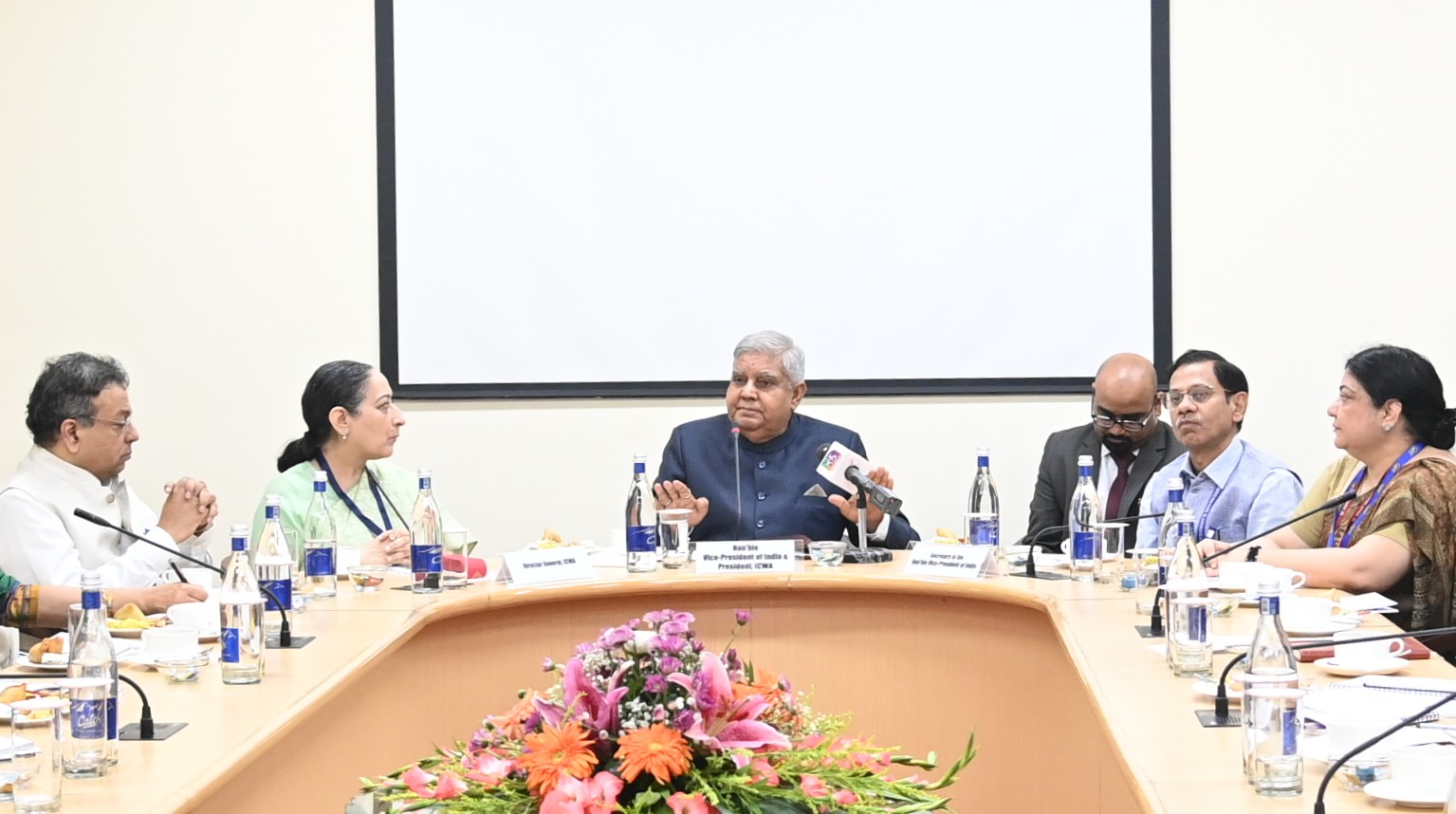 The Vice-President, Shri Jagdeep Dhankhar addressing the research faculty and scholars of Indian Council of World Affairs at Sapru House in New Delhi on September 13, 2023.