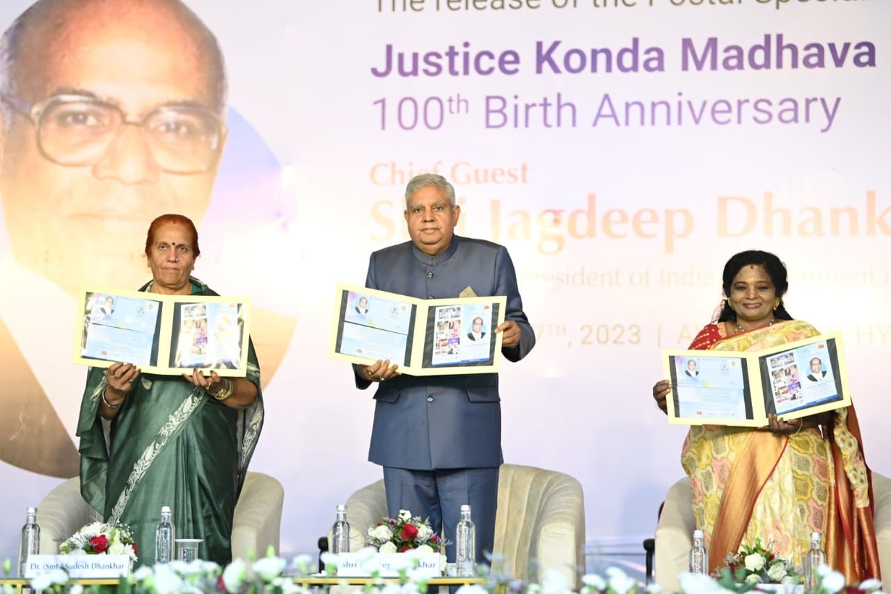 The Vice-President, Shri Jagdeep Dhankhar releasing the Postal Cover on the occasion of 100th Birth Anniversary of Late Justice Konda Madhava Reddy at AV College in Hyderabad, Telangana on December 27, 2023.