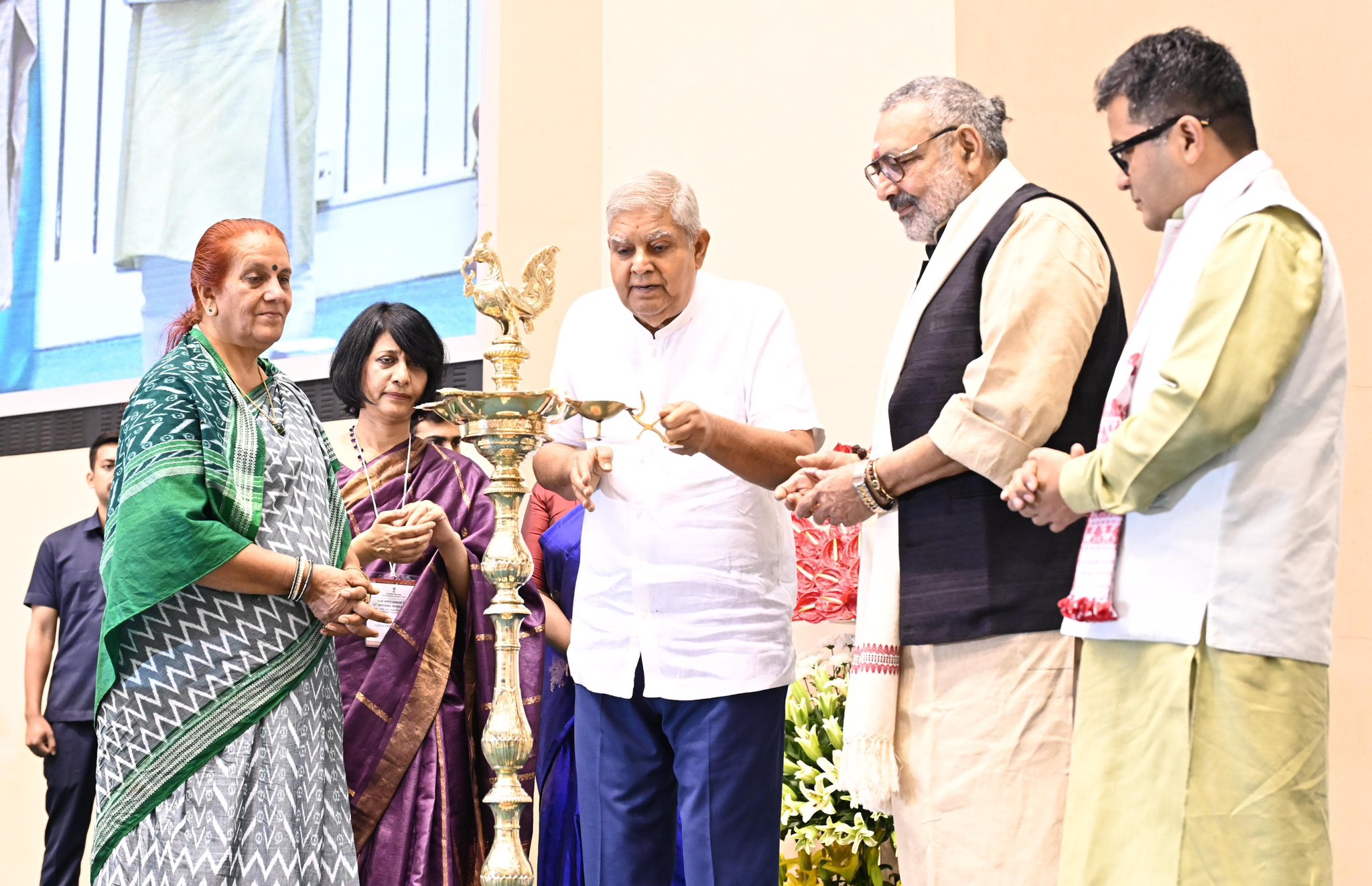 The Vice-President, Shri Jagdeep Dhankhar at the 10th National Handloom Day celebrations at Vigyan Bhawan in New Delhi on August 7, 2024.