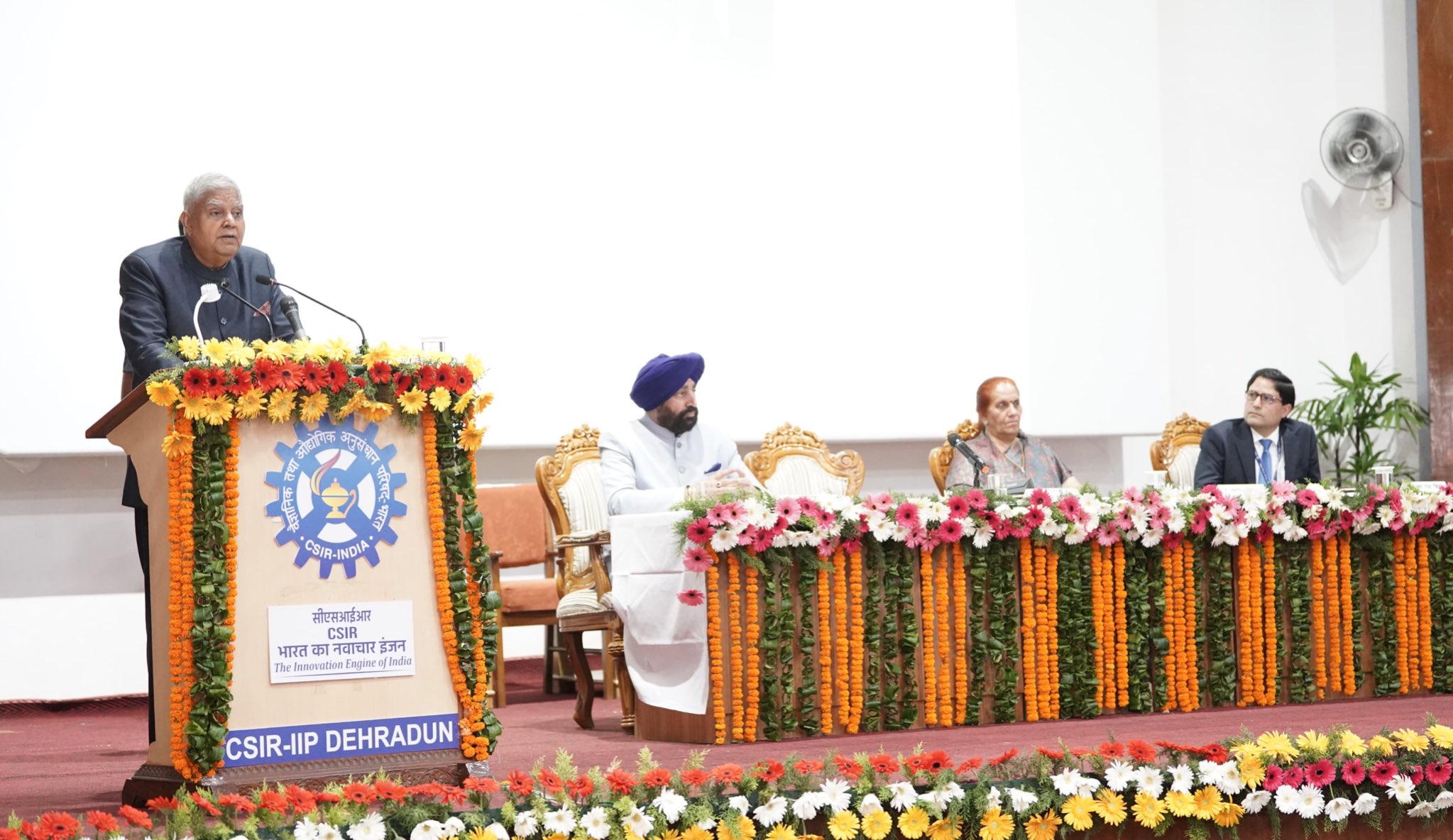 The Vice-President, Shri Jagdeep Dhankhar addressing scientists, students and faculty members of CSIR Indian Institute of Petroleum, Dehradun on August 31, 2024.