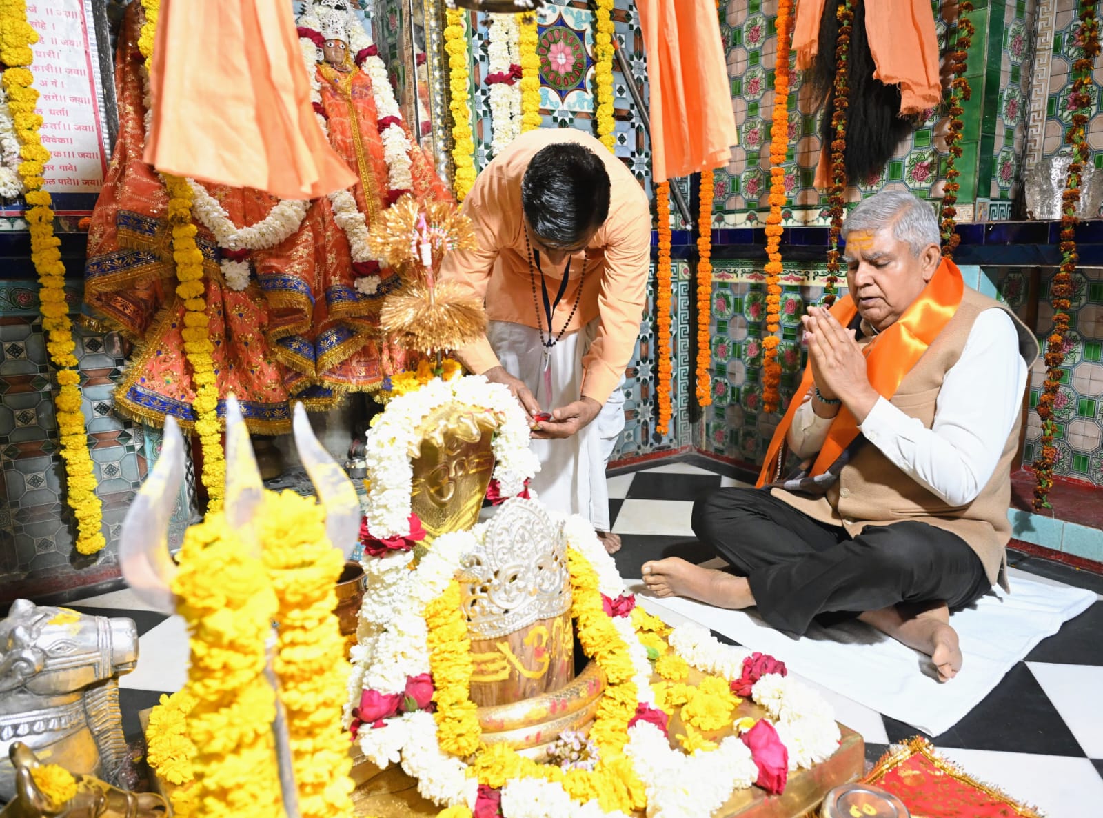 The Vice-President, Shri Jagdeep Dhankhar at Lord Shiva Temple at Matrikundiya in Chittorgarh, Rajasthan on February 9, 2025 