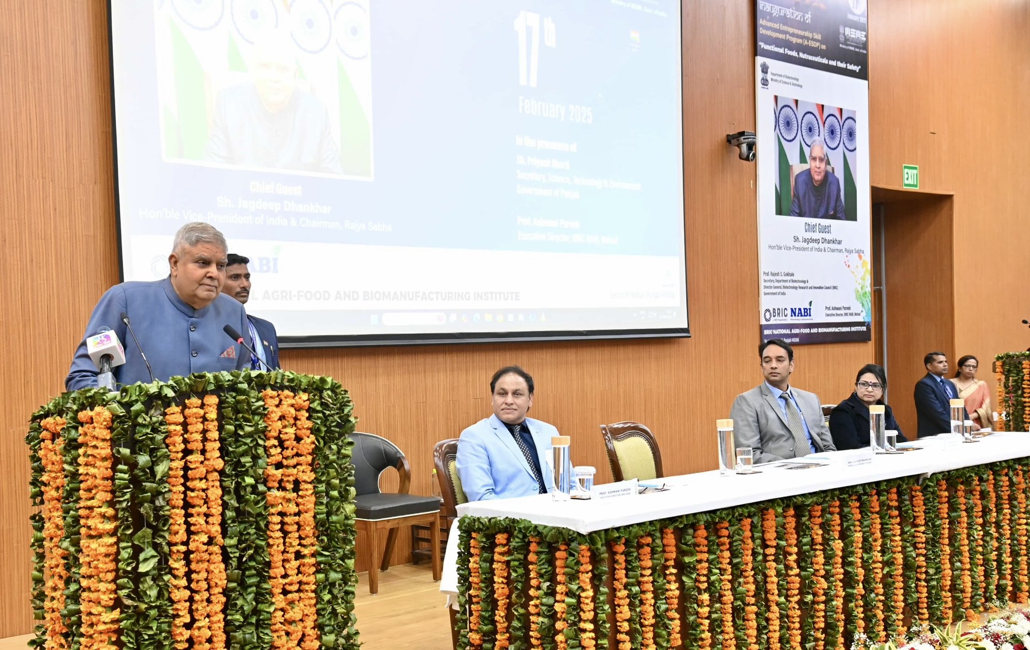 The Vice-President, Shri Jagdeep Dhankhar addressing the gathering at National Agri-Food and Biomanufacturing Institute, Mohali in Punjab on February 17, 2025. 