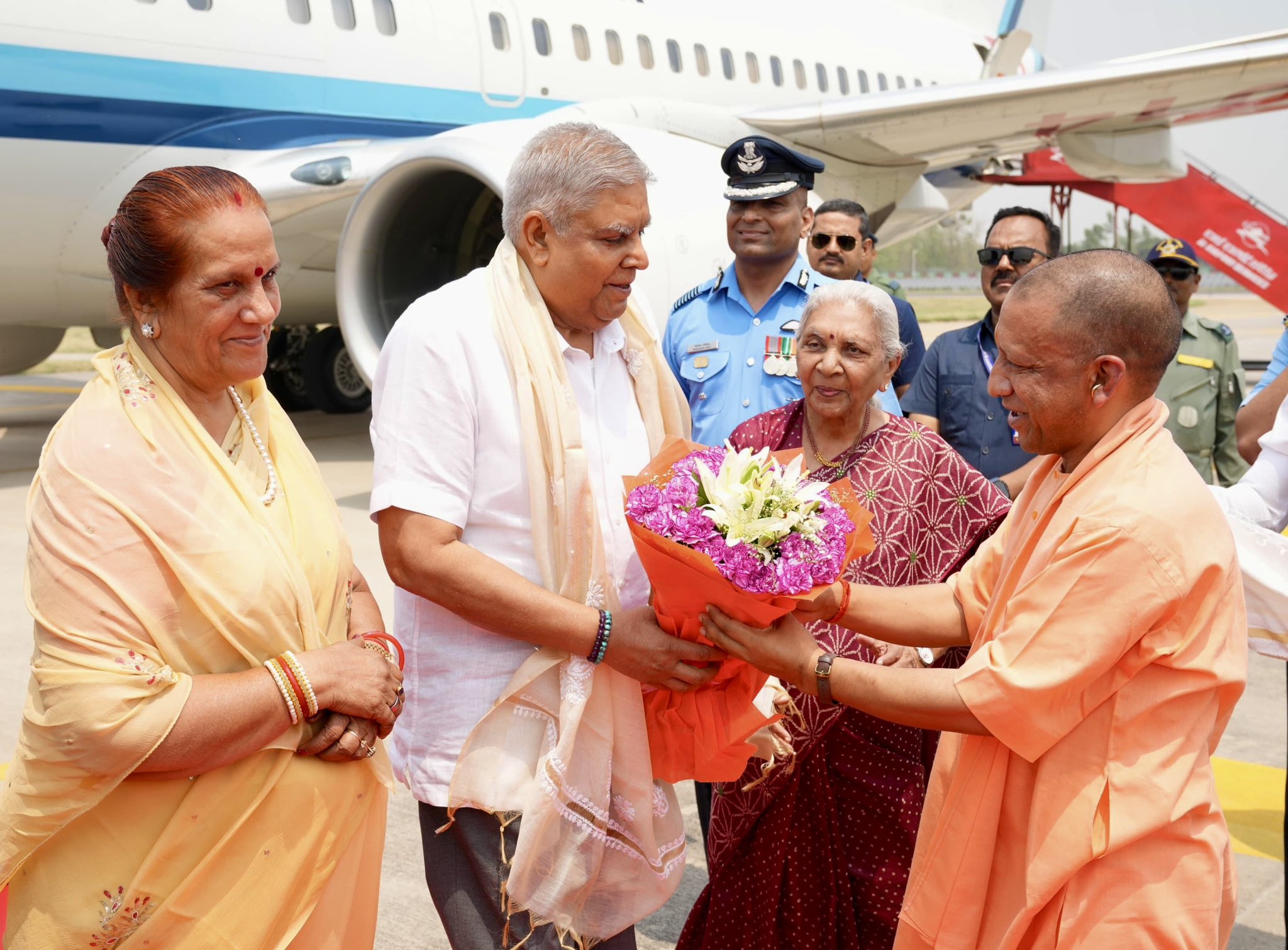 The Vice-President, Shri Jagdeep Dhankhar and Dr. Sudesh Dhankhar being welcomed by Smt. Anandiben Patel, Governor of Uttar Pradesh, Shri Yogi Adityanath, Chief Minister of Uttar Pradesh, Shri Brajesh Pathak, Deputy Chief Minister of Uttar Pradesh, Shri Bhupendra Singh Choudhary, Member of Uttar Pradesh Legislative Council and other dignitaries on his arrival in Lucknow, Uttar Pradesh on May 1, 2025.