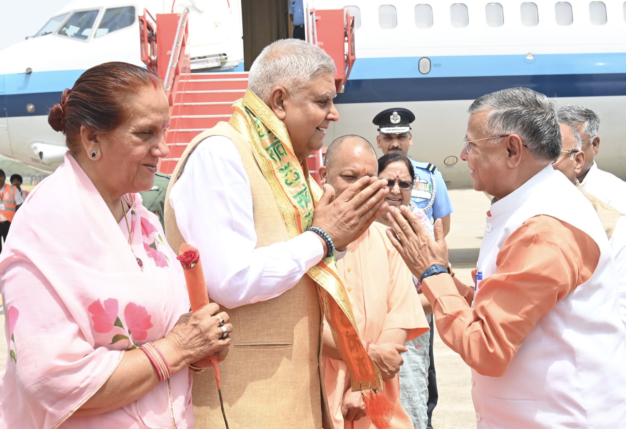 The Vice-President, Shri Jagdeep Dhankhar and Dr. Sudesh Dhankhar being welcomed by Shri Yogi Adityanath, Chief Minister of Uttar Pradesh, Smt. Baby Rani Maurya, Cabinet Minister, Govt. Uttar Pradesh, Shri Dharmveer Prajapati, Minister of State, Govt. of Uttar Pradesh and other dignitaries on their arrival in Agra, Uttar Pradesh on June 1, 2025.