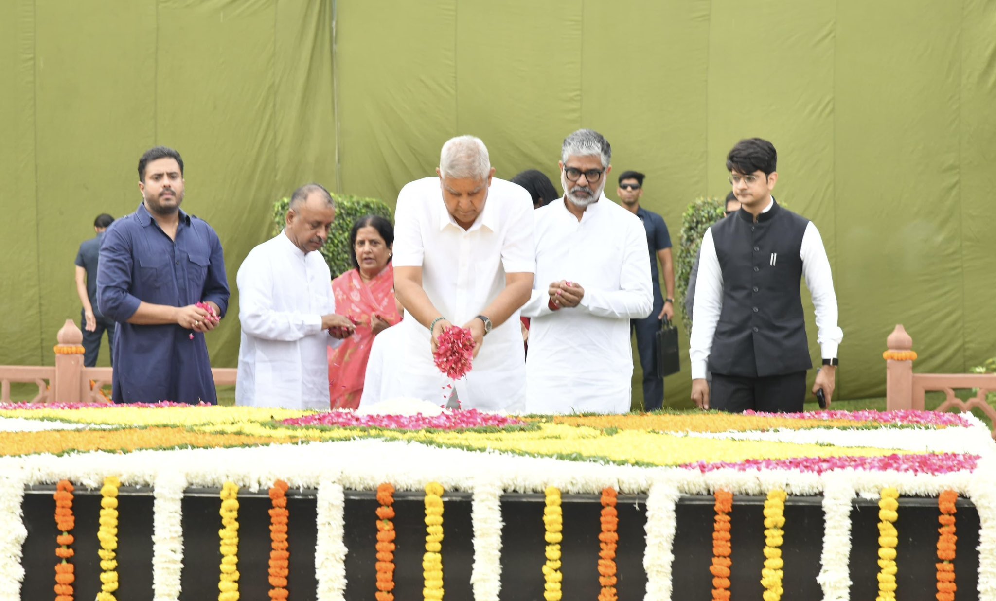 The Vice-President, Shri Jagdeep Dhankhar paying floral tribute to former Prime Minister Shri Chandra Shekhar on his Punya Tithi at Jannayak Sthal, Vijay Ghat in New Delhi on July 8, 2025.