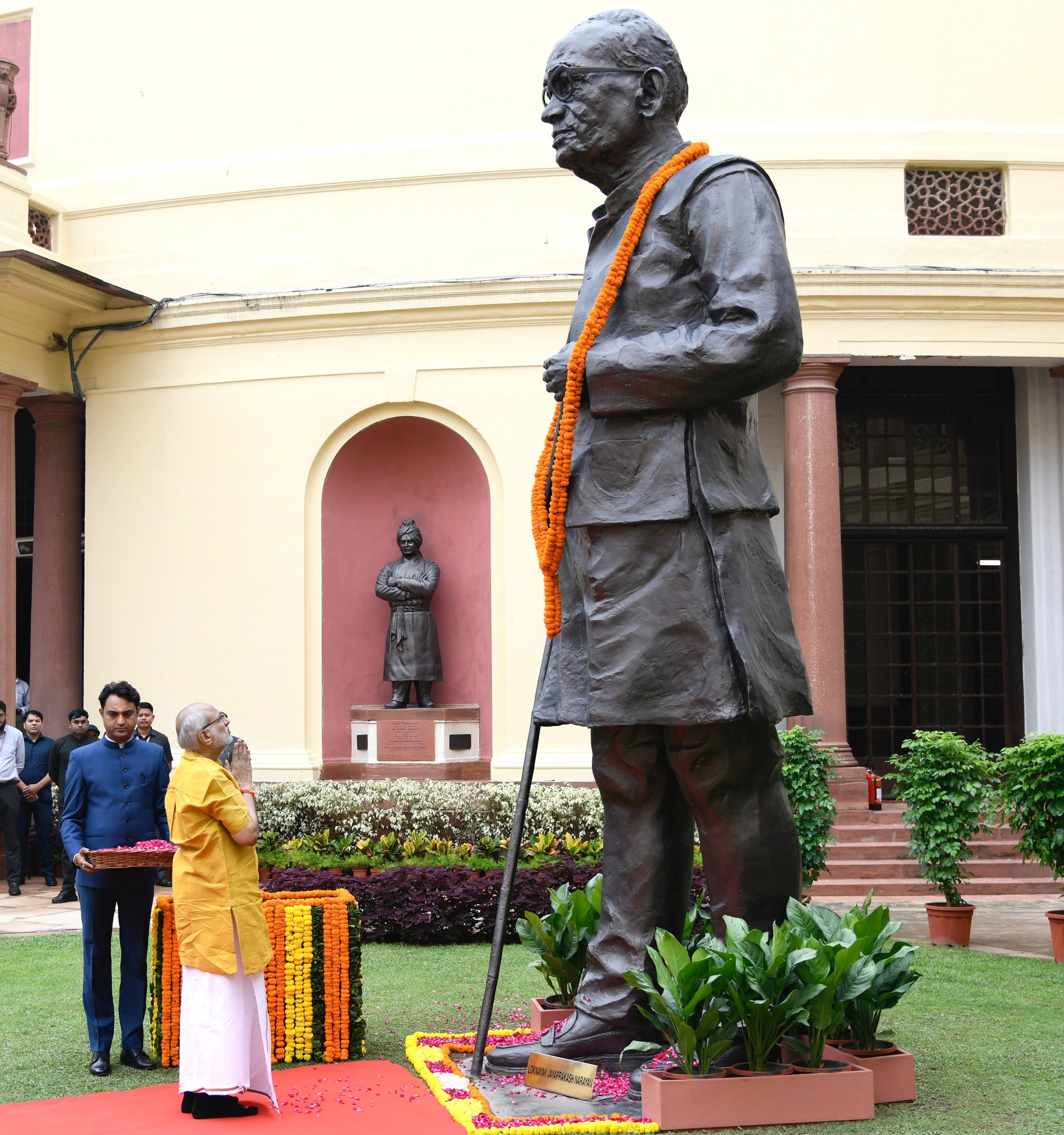 The Vice President of India & Chairman of the Rajya Sabha, Shri C. P. Radhakrishnan paid floral tributes to Bharat Ratna Lok Nayak Jayaprakash Narayan Ji on his death anniversary at Samvidhan Sadan, in New Delhi on October 8, 2025.