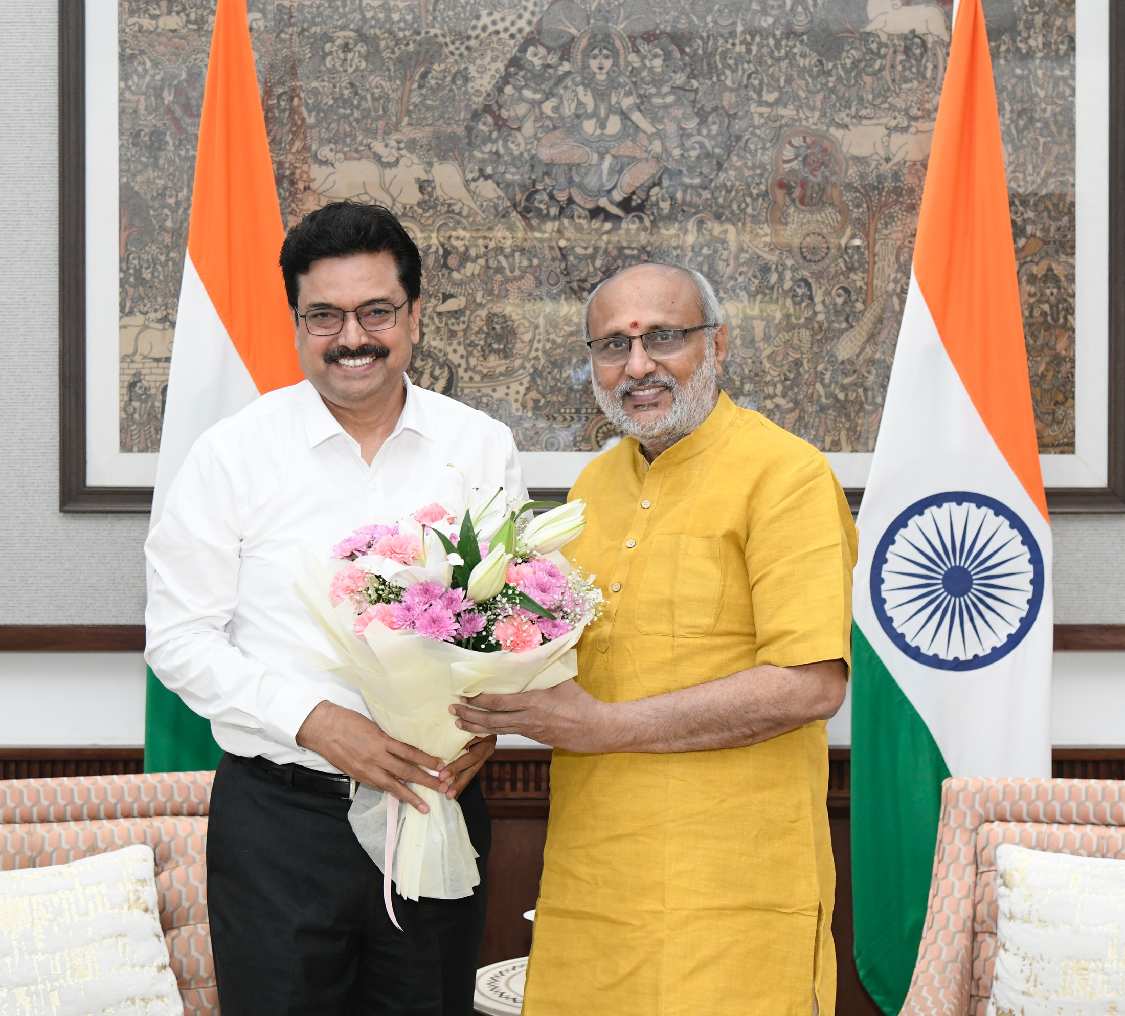 The Vice President of India & Chairman of the Rajya Sabha, Shri C. P. Radhakrishnan met the Vice-Chancellor, University of Delhi, Prof. Yogesh Singh at Vice-President’s Enclave, in New Delhi on October 08, 2025.