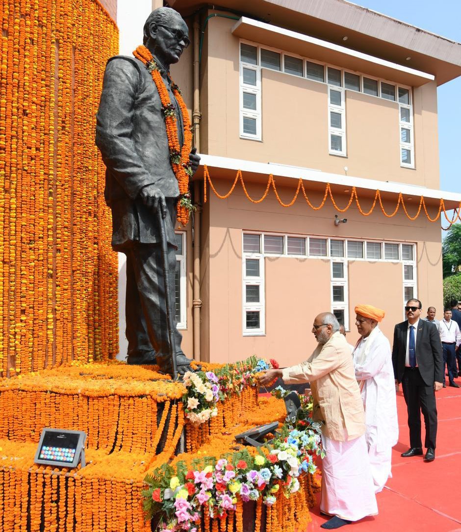 The Vice President of India & Chairman of the Rajya Sabha, Shri C. P. Radhakrishnan paid floral tributes to Bharat Ratna Lok Nayak Jayaprakash Narayan Ji at his memorial in his ancestral village, Sitab Diara, in the Saran district of Bihar, on his 123rd birth anniversary, on October 11, 2025.