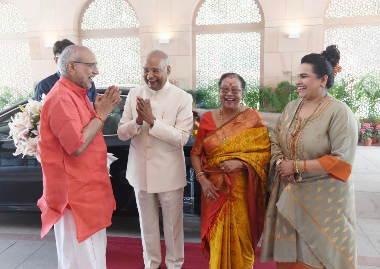 The Vice-President, Shri C. P. Radhakrishnan warmly received former President of India, Shri Ram Nath Kovind and his family at the Vice-President’s Enclave, as they exchanged Deepawali greetings, in New Delhi on October 19, 2025.