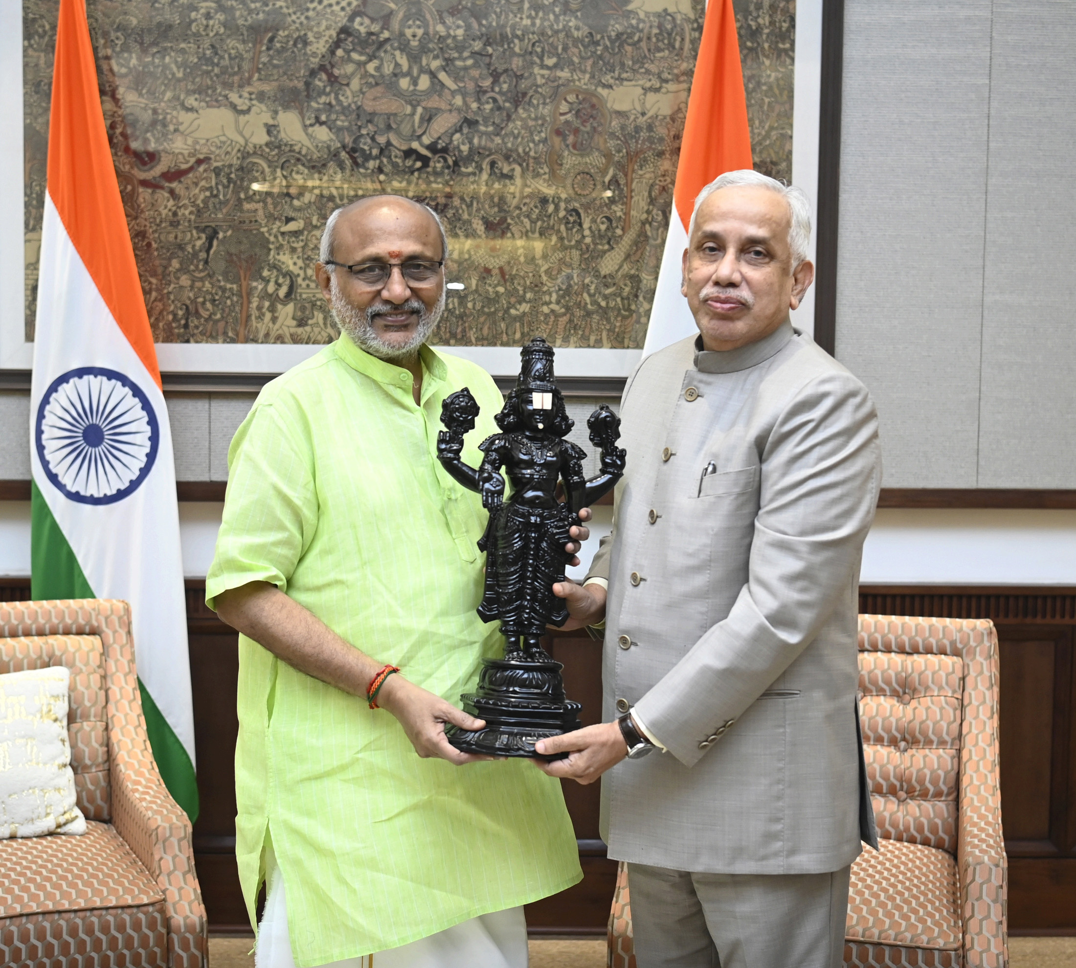 The Governor of Andhra Pradesh, Shri S. Abdul Nazeer, called on the Vice-President Shri C. P. Radhakrishnan at the Vice-President’s Enclave, in New Delhi on October 31, 2025.