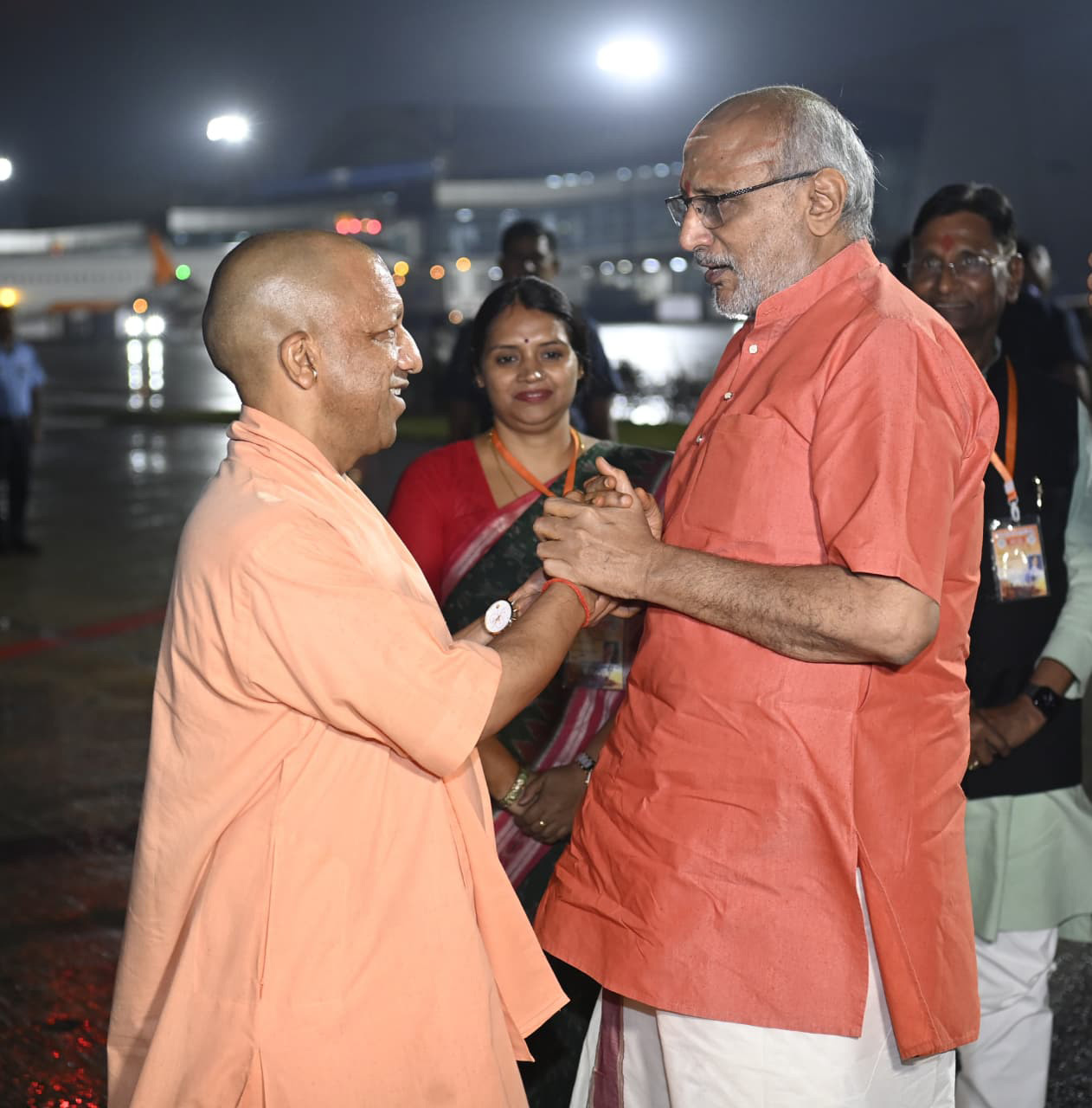 The Vice President of India, Shri C. P. Radhakrishnan concluded his visit to Varanasi. He was accorded a warm send-off by Hon’ble Chief Minister of Uttar Pradesh, Shri Yogi Adityanath, and other dignitaries at the Lal Bahadur Shastri International Airport on October 31, 2025.