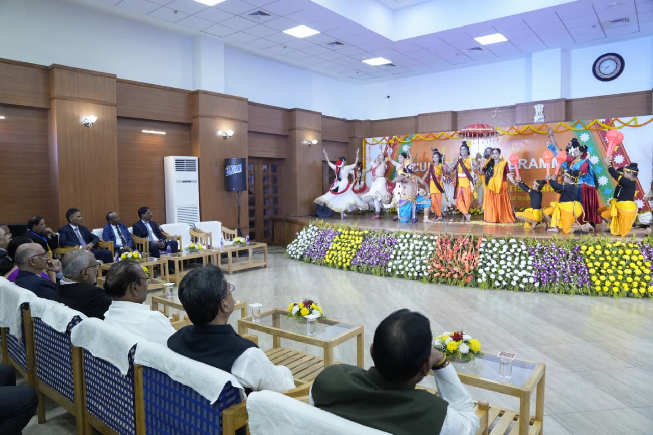 Vice President Shri C. P. Radhakrishnan attended a cultural evening hosted by the Governor of Tripura, Shri Indrasena Reddy Nallu, at Lok Bhavan, Agartala on 07.03.2026 