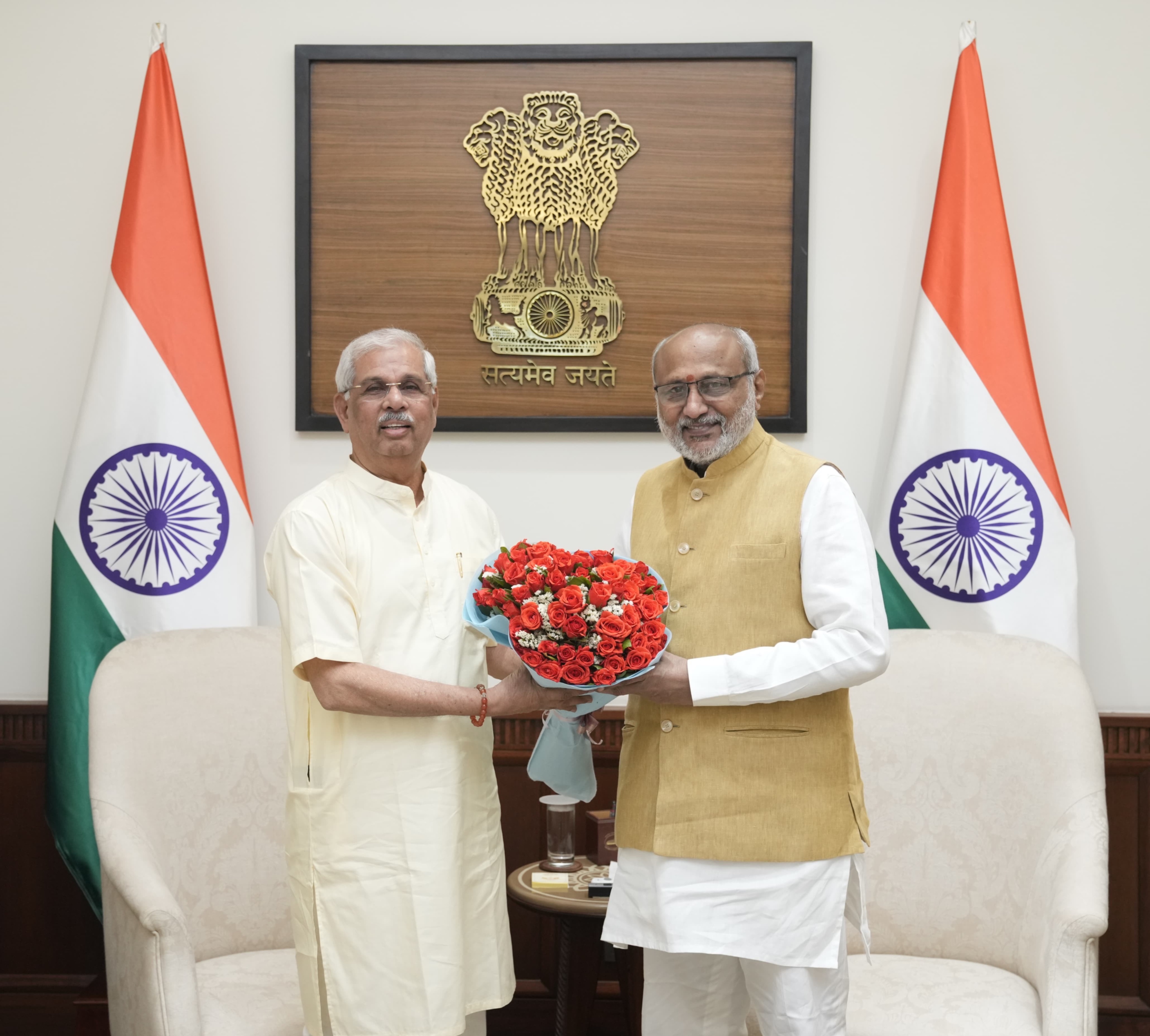 Governor of Keralam and Tamil Nadu, Shri Rajendra Vishwanath Arlekar called on Vice President Shri C. P. Radhakrishnan at Parliament House on 30.03.2026 
