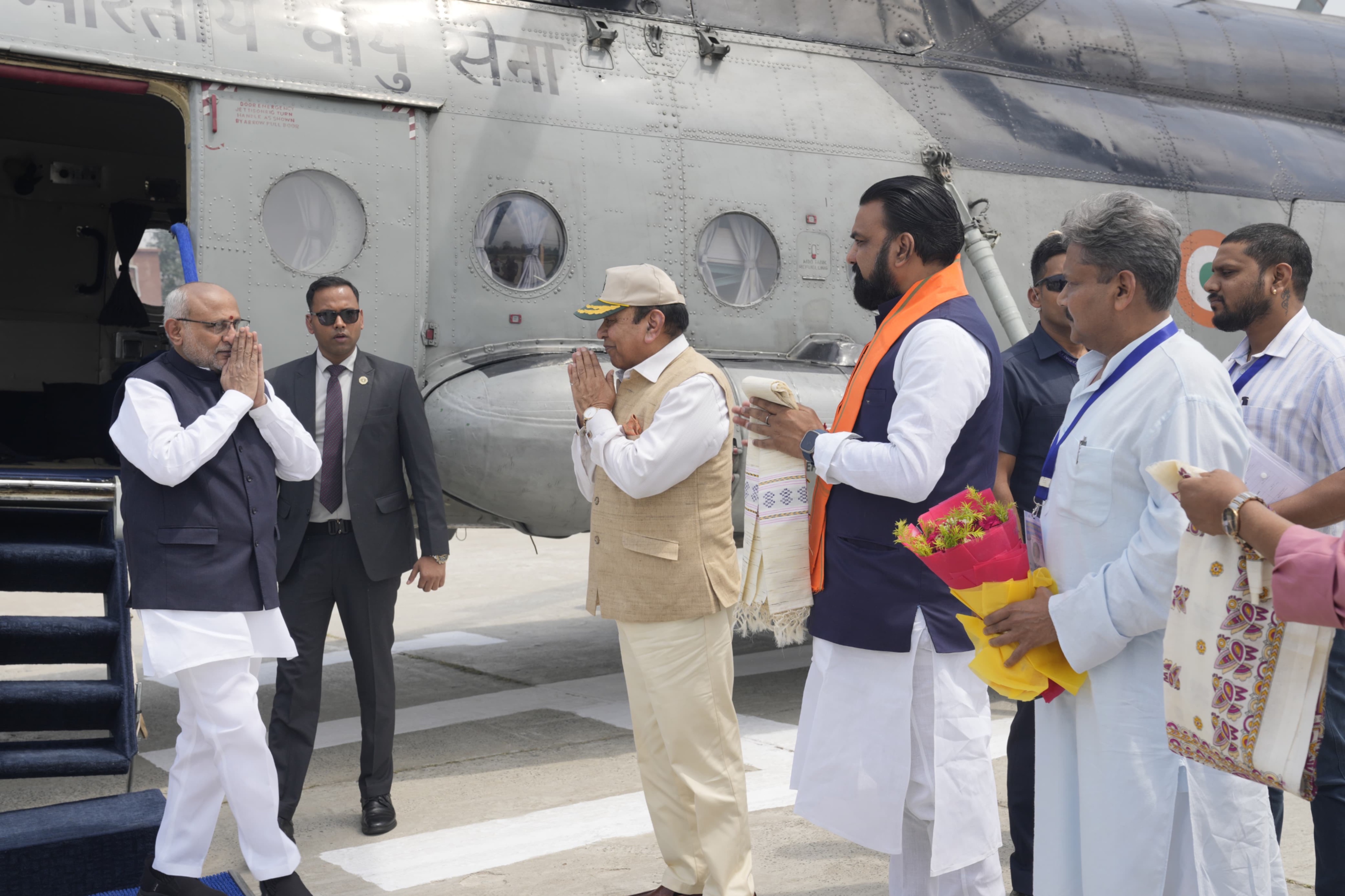 Vice President Shri C. P. Radhakrishnan arrived in Motihari, Bihar  and was warmly received by the Governor of Bihar, Lt Gen Syed Ata Hasnain (Retd.); Deputy Chief Minister of Bihar, Shri Samrat Chaudhary and other dignitaries on 04.04.2026