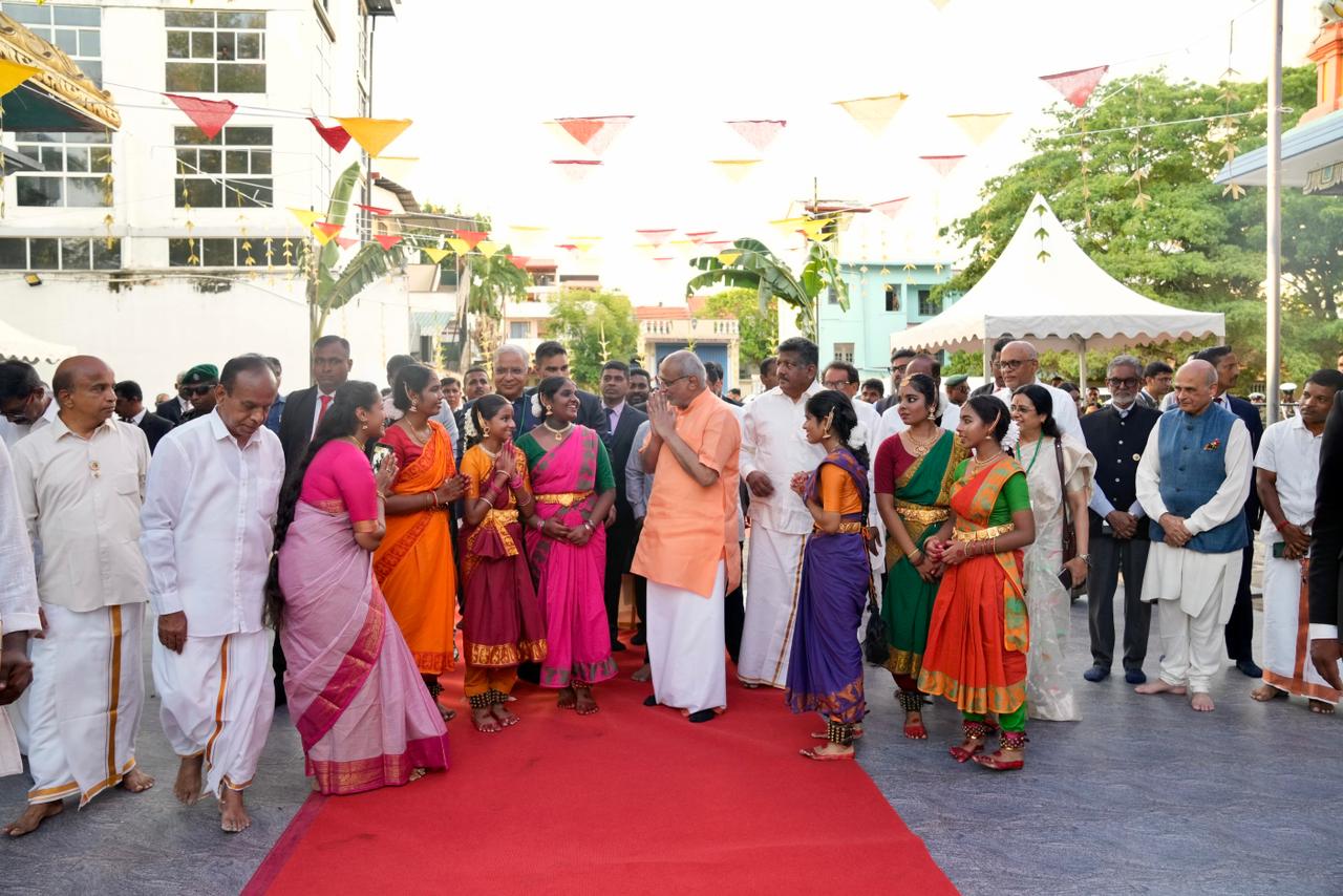 Vice President of India, Shri C. P. Radhakrishnan, visited the New Kathiresan Temple in Colombo and offered prayers on 19.04.2026 