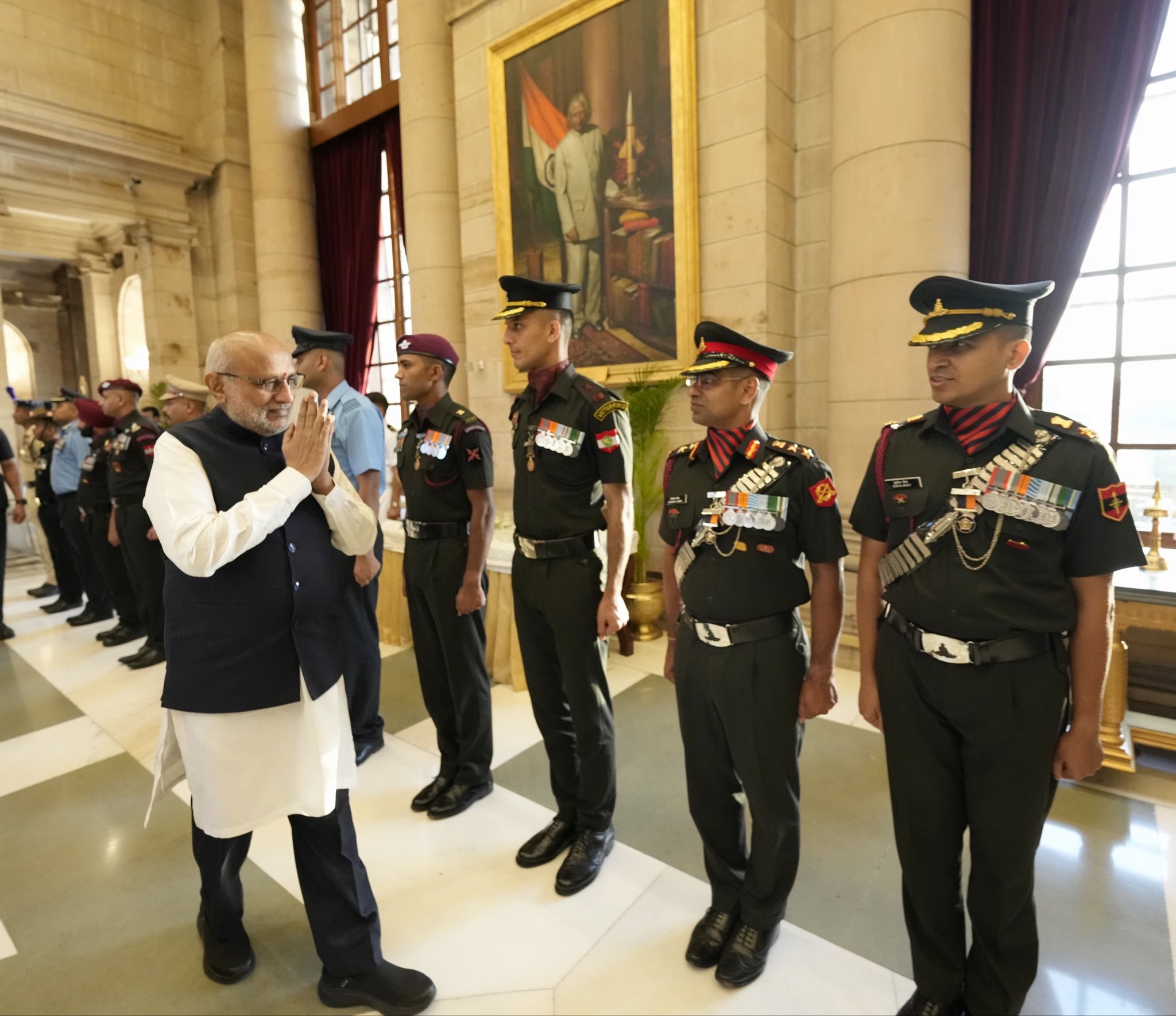 Vice President Shri C. P. Radhakrishnan attended the Defence Investiture Ceremony–2026 (Phase I) for Gallantry Awards at Rashtrapati Bhavan on 08.06.2026 