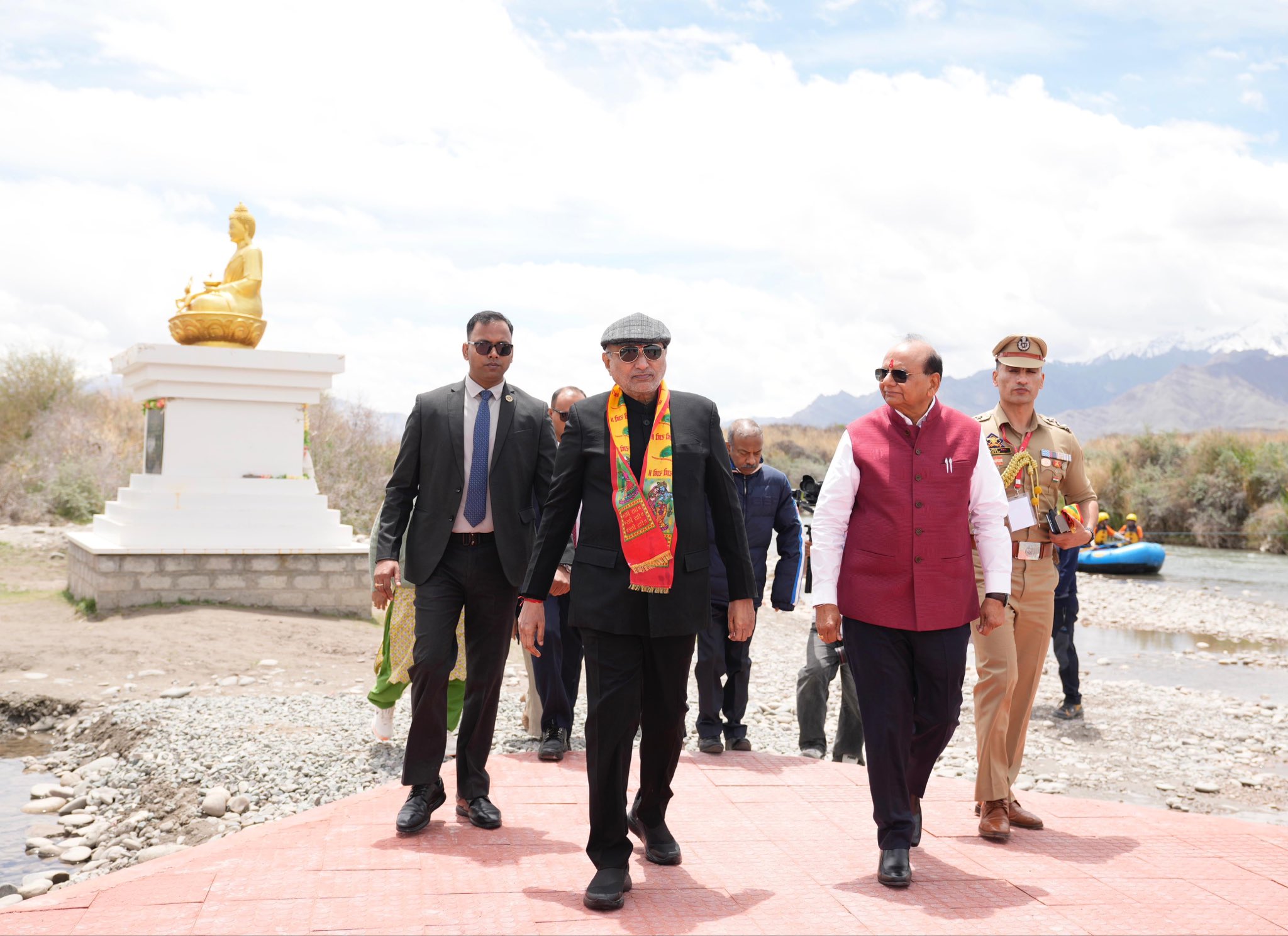 Vice President Shri C. P. Radhakrishnan visited the Sindhu Ghat near Leh and offered prayers on the banks of the revered River Sindhu on 20.06.2026