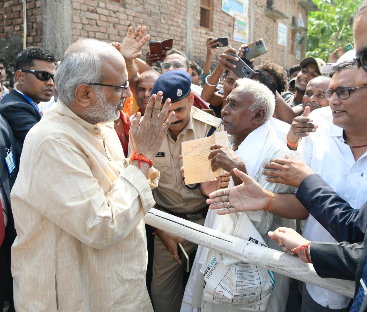 Hon’ble Vice-President, Shri C. P. Radhakrishnan interacting with the people of Sitab Diara, the ancestral village of Bharat Ratna Lok Nayak Jayaprakash Narayan, in the Saran district of Bihar, on October 11, 2025.