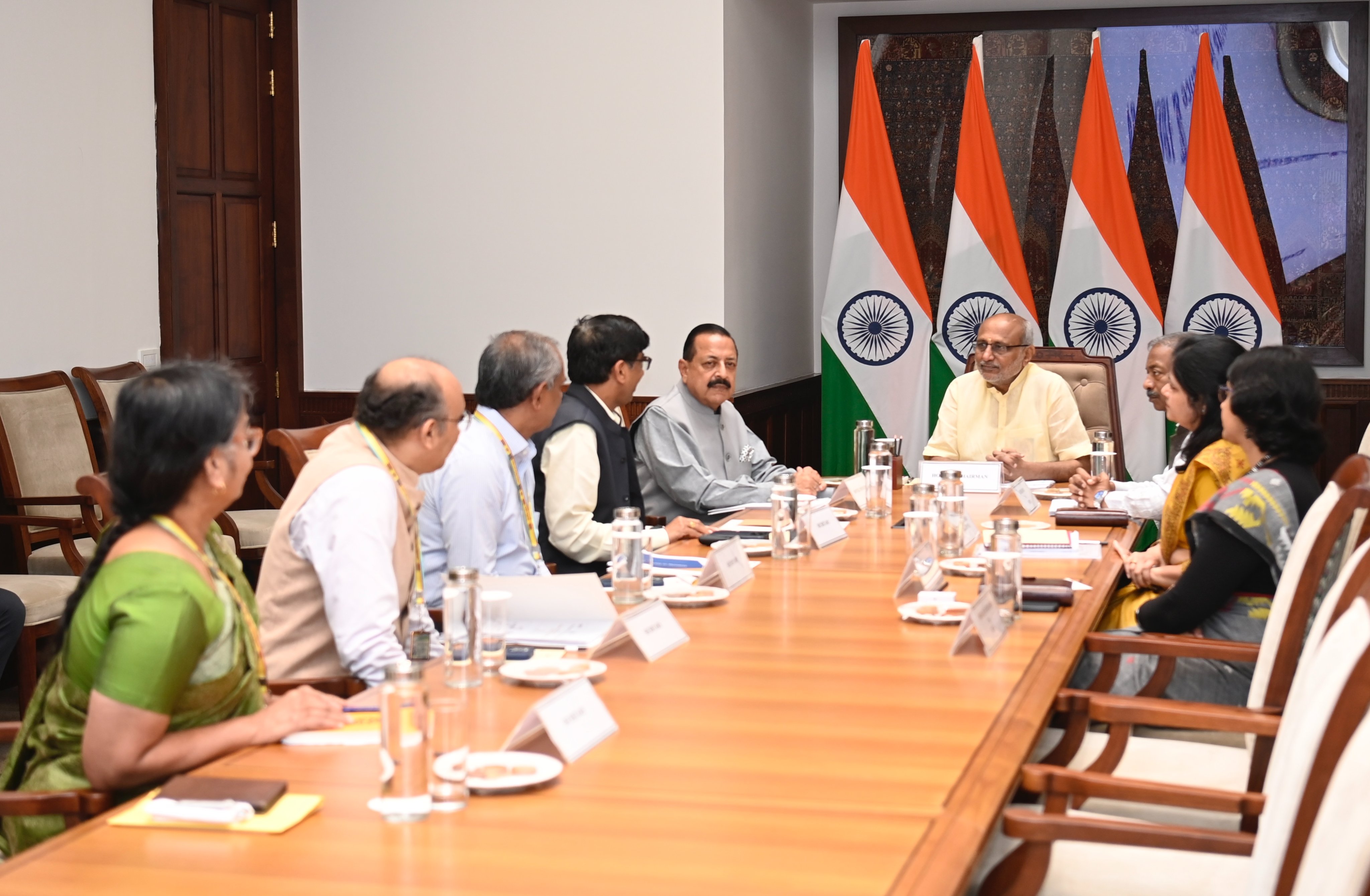 Hon’ble Union Minister of State (I/C) for Science & Technology and Earth Sciences, Dr. Jitendra Singh, along with senior officials from the Ministries, called on Hon’ble Vice-President Shri C. P. Radhakrishnan at Parliament House on October 23, 2025.  Hon’ble Union Minister of State (I/C) for Science & Technology and Earth Sciences, Dr. Jitendra Singh, along with senior officials from the Ministries, called on Hon’ble Vice-President Shri C. P. Radhakrishnan at Parliament House on October 23, 2025.