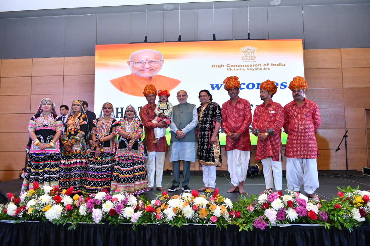 Hon’ble Vice-President Shri C. P. Radhakrishnan was accorded a warm reception by members of the vibrant Indian community in Seychelles on October 26, 2025. Hon’ble Vice-President Shri C. P. Radhakrishnan was accorded a warm reception by members of the vibrant Indian community in Seychelles on October 26, 2025.