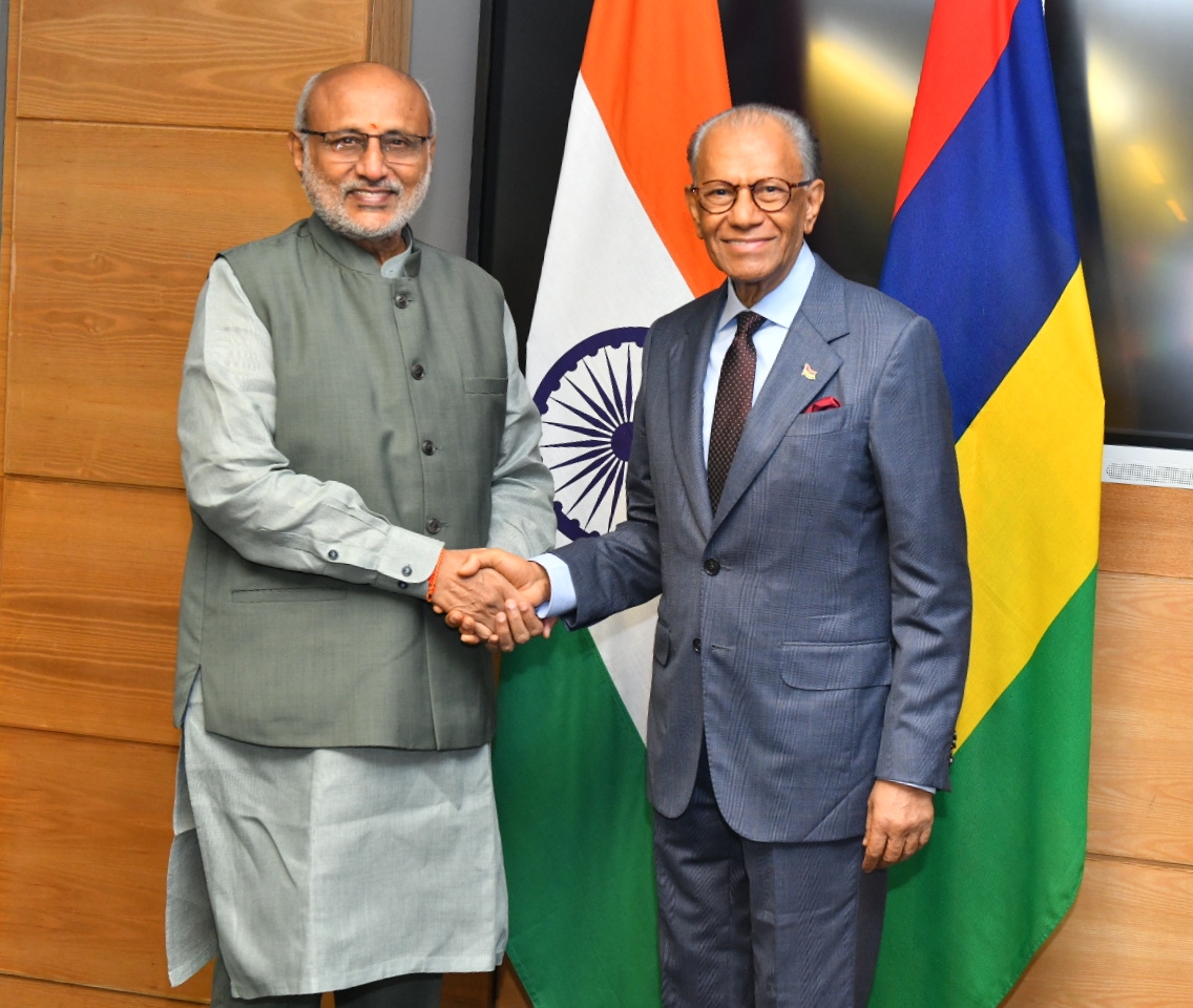 Hon’ble Vice-President Shri C. P. Radhakrishnan met H. E. Dr. Navinchandra Ramgoolam, Prime Minister of Mauritius, in Seychelles on October 26, 2025.  Hon’ble Vice-President Shri C. P. Radhakrishnan met H. E. Dr. Navinchandra Ramgoolam, Prime Minister of Mauritius, in Seychelles on October 26, 2025.