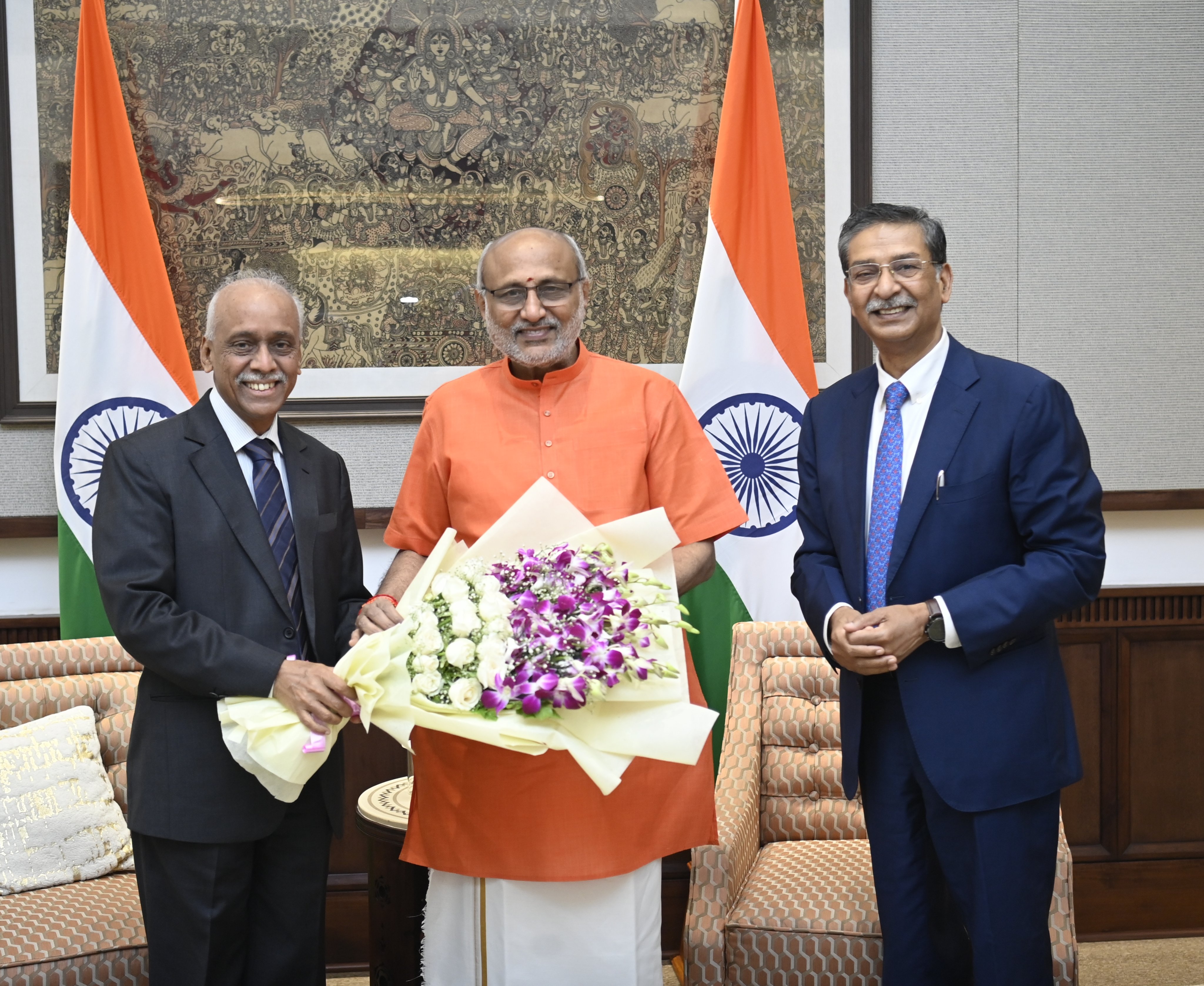Hon’ble Chairperson, National Human Rights Commission (NHRC), Justice Shri V. Ramasubramanian, along with Shri Bharat Lal, Secretary General, NHRC, called on the Hon’ble Vice-President Shri C. P. Radhakrishnan, at the Vice-President’s Enclave on October 24, 2025. Hon’ble Chairperson, National Human Rights Commission (NHRC), Justice Shri V. Ramasubramanian, along with Shri Bharat Lal, Secretary General, NHRC, called on the Hon’ble Vice-President Shri C. P. Radhakrishnan, at the Vice-President’s Enclave on October 24, 2025.