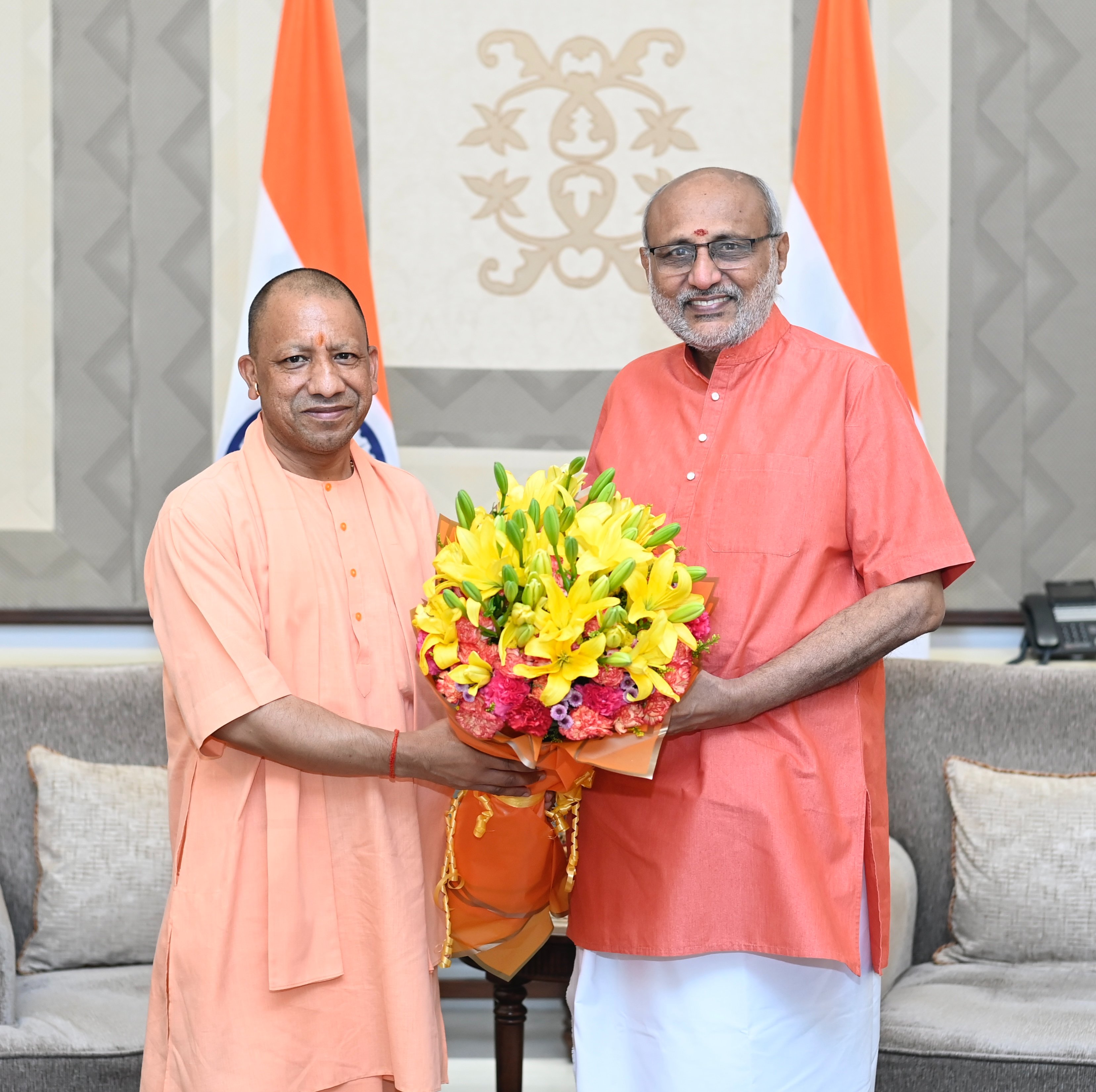 Hon’ble Chief Minister of Uttar Pradesh, Shri Yogi Adityanath, called on the Hon’ble Vice-President Shri C. P. Radhakrishnan, at the Vice-President’s Enclave on October 25, 2025. Hon’ble Chief Minister of Uttar Pradesh, Shri Yogi Adityanath, called on the Hon’ble Vice-President Shri C. P. Radhakrishnan, at the Vice-President’s Enclave on October 25, 2025.